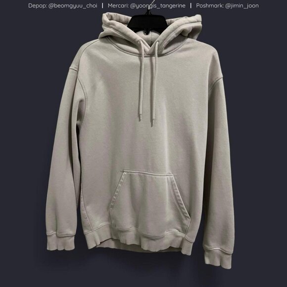 Stone grey hoodie 🩶 - Picture 1 of 2